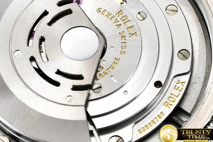 0520 BestValue ROLCEL067B – Cellini 855
